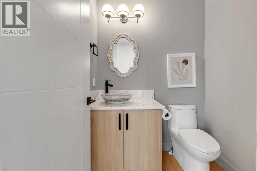 6416 34 Avenue Nw, Calgary, Alberta  T3B 1N1 - Photo 10 - A2274157