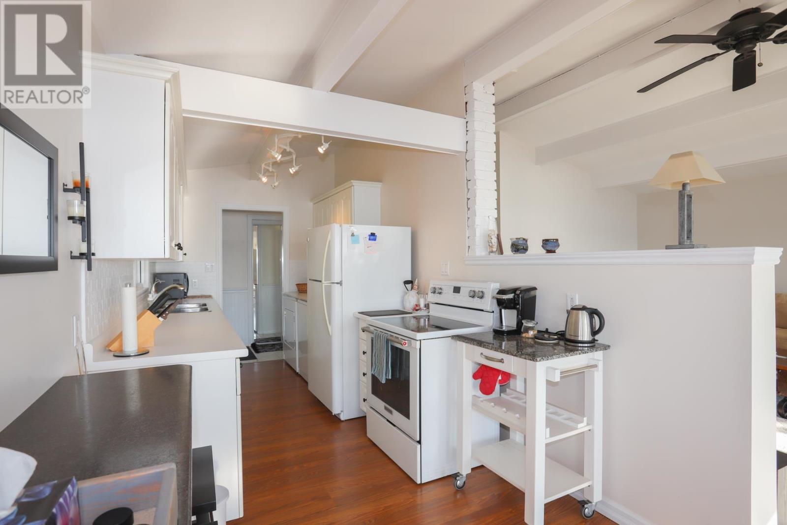 647b Lakeshore Dr, Tarbutt, Ontario P0R 1E0 - Photo 24 - SM252715