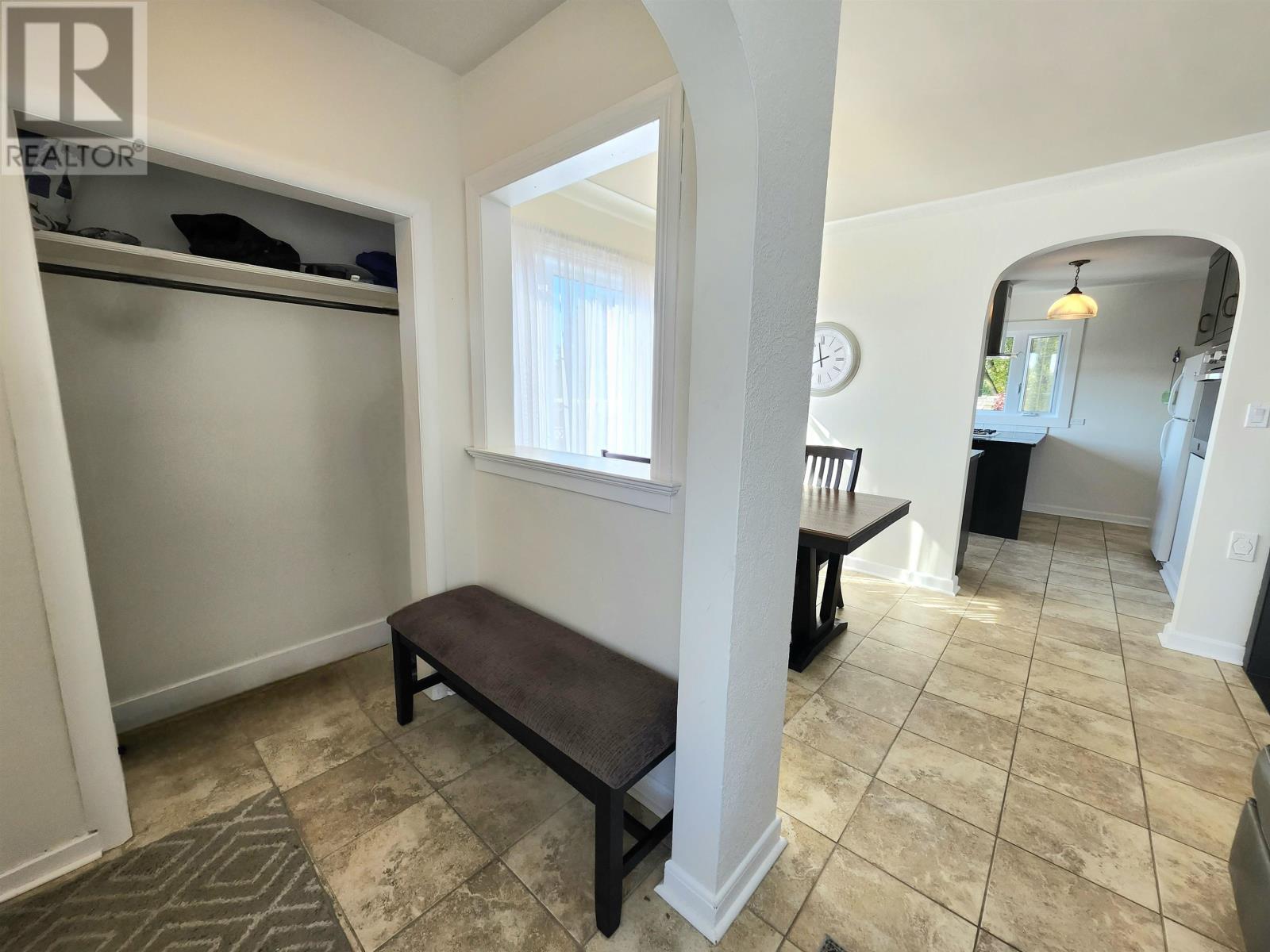 214 Sixth Ave, Kenora, Ontario P9N 2C1 - Photo 16 - TB253012