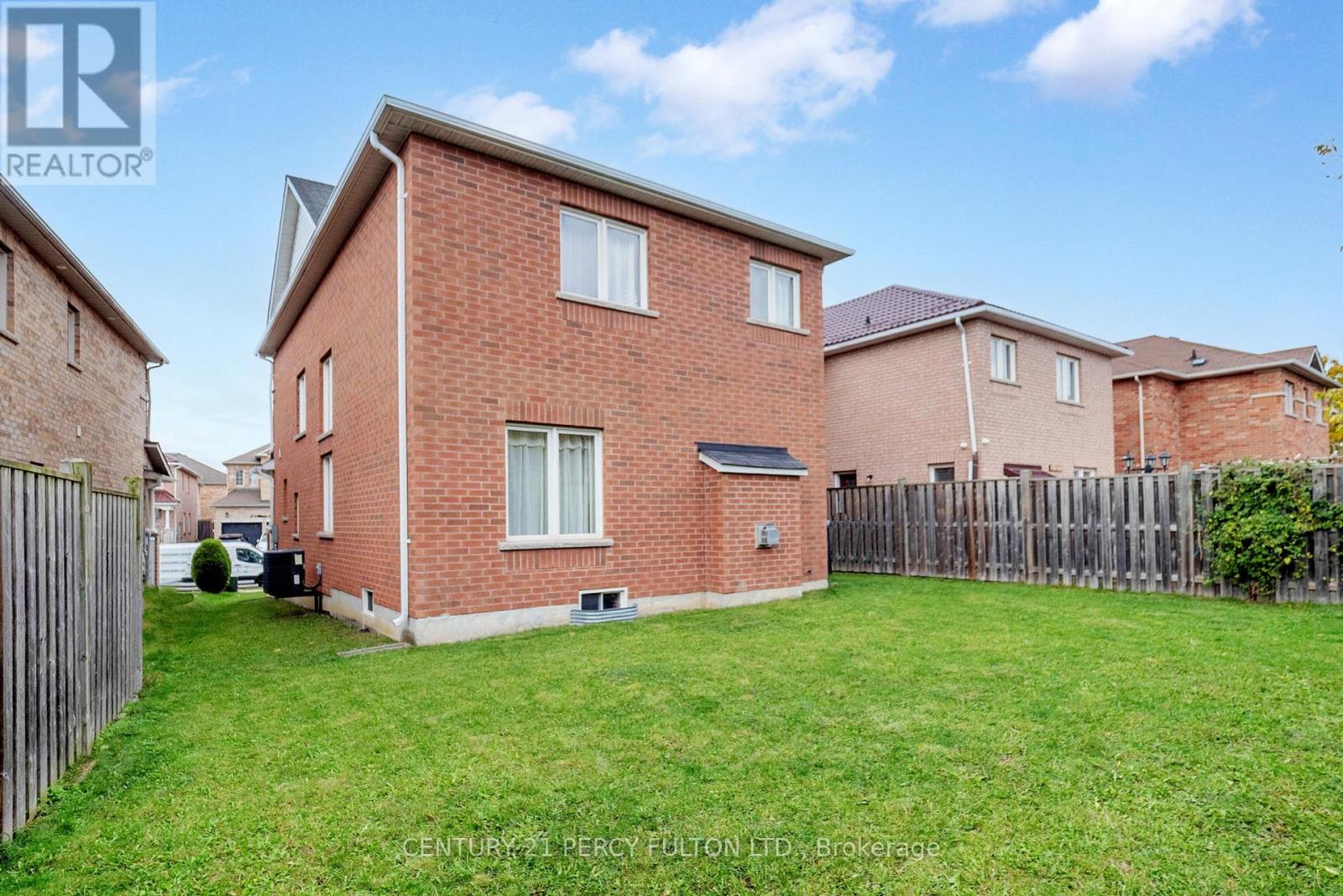 5 Attmar Drive, Brampton, Ontario  L6P 2R4 - Photo 49 - W12498544