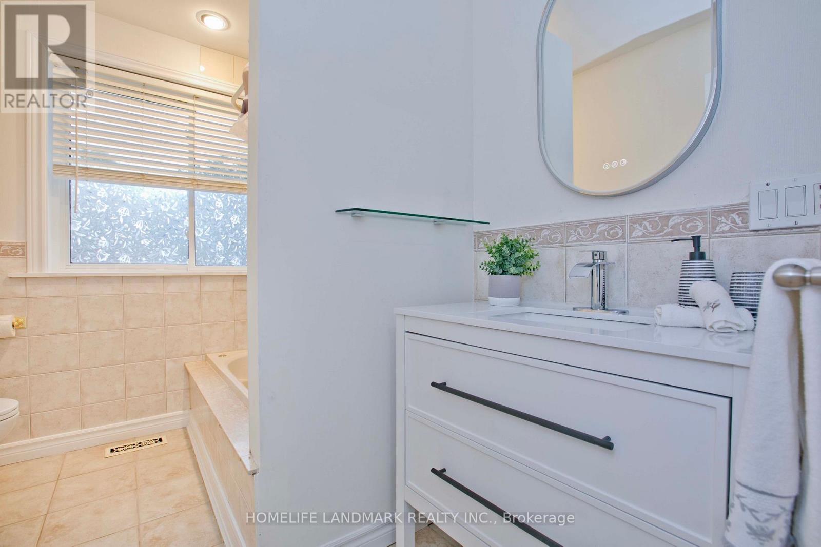 35 Crawford Drive, Ajax, Ontario  L1S 3A9 - Photo 13 - E12480039