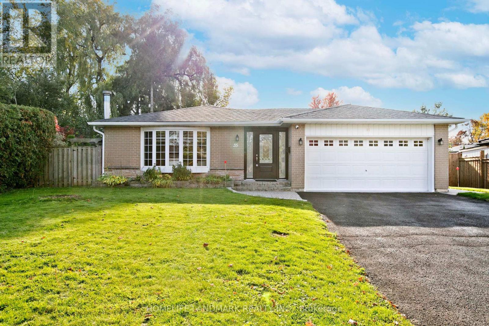 35 Crawford Drive, Ajax, Ontario  L1S 3A9 - Photo 3 - E12480039