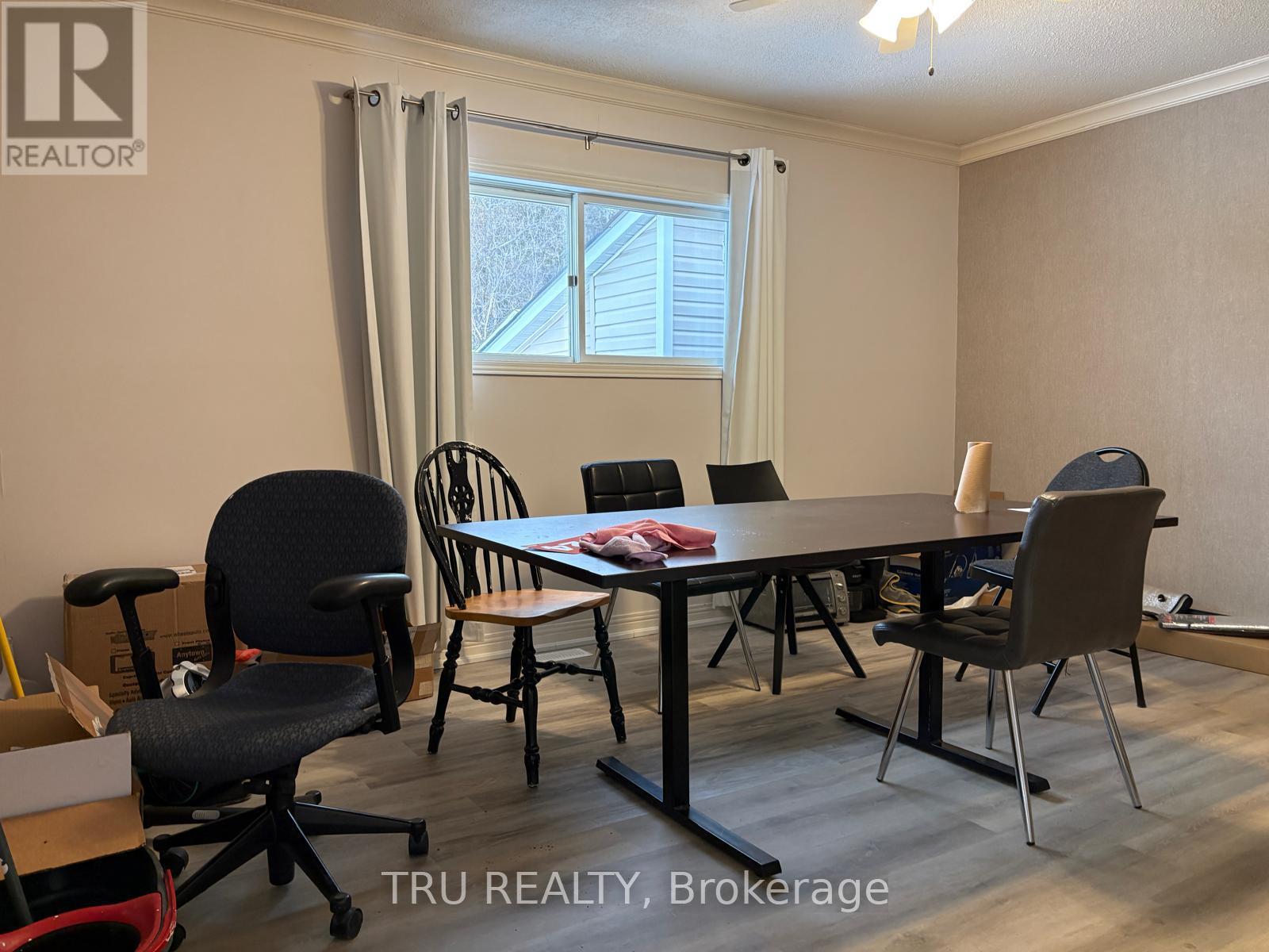 2029 Carp Road, Ottawa, Ontario  K0A 1L0 - Photo 5 - X12608024