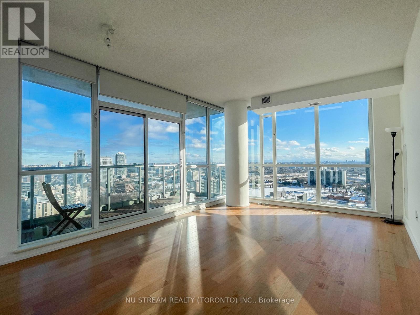 2702 - 70 Forest Manor Road, Toronto (Henry Farm), Ontario  M2J 1M6 - Photo 10 - C12608018