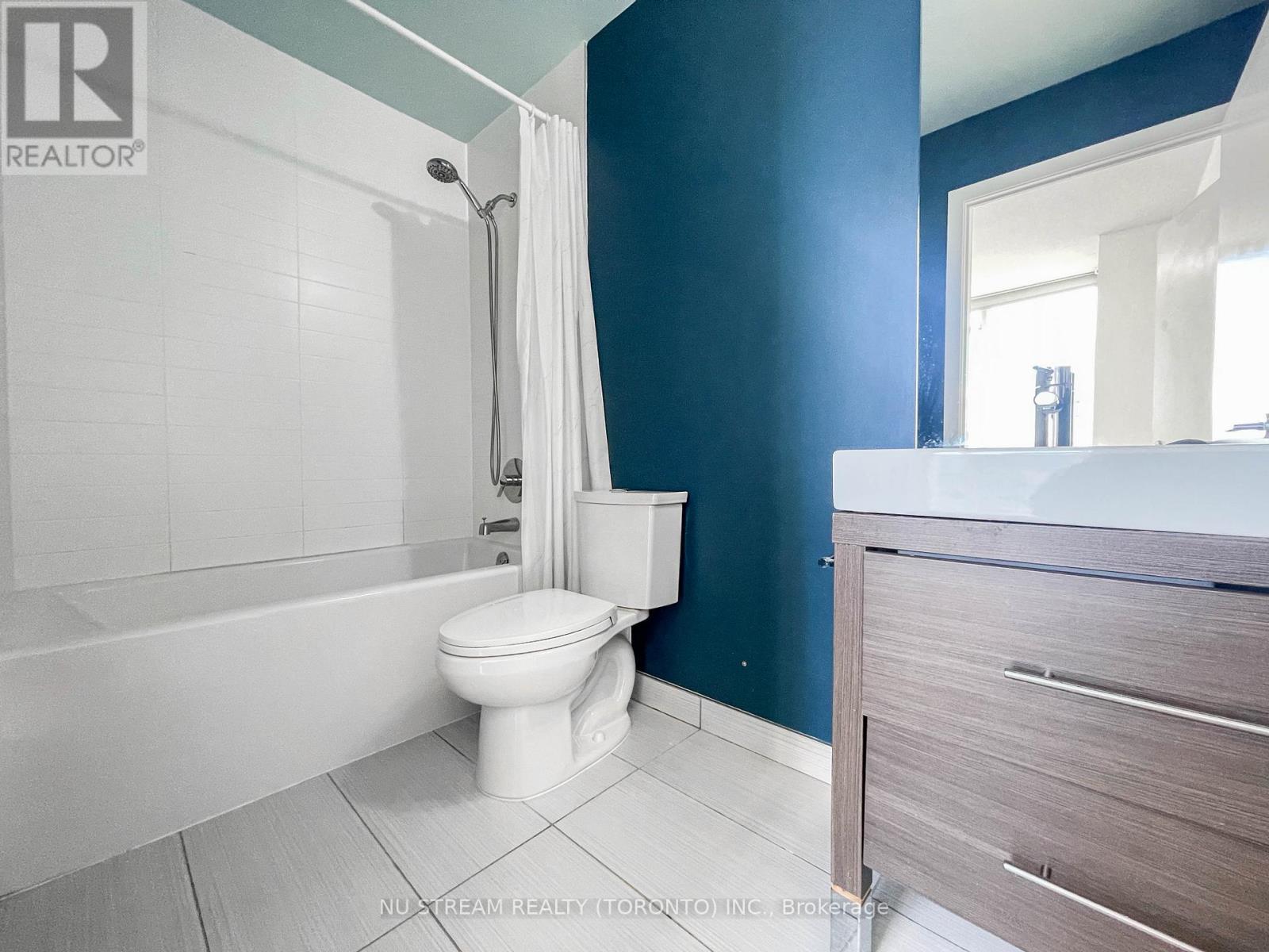 2702 - 70 Forest Manor Road, Toronto (Henry Farm), Ontario  M2J 1M6 - Photo 19 - C12608018