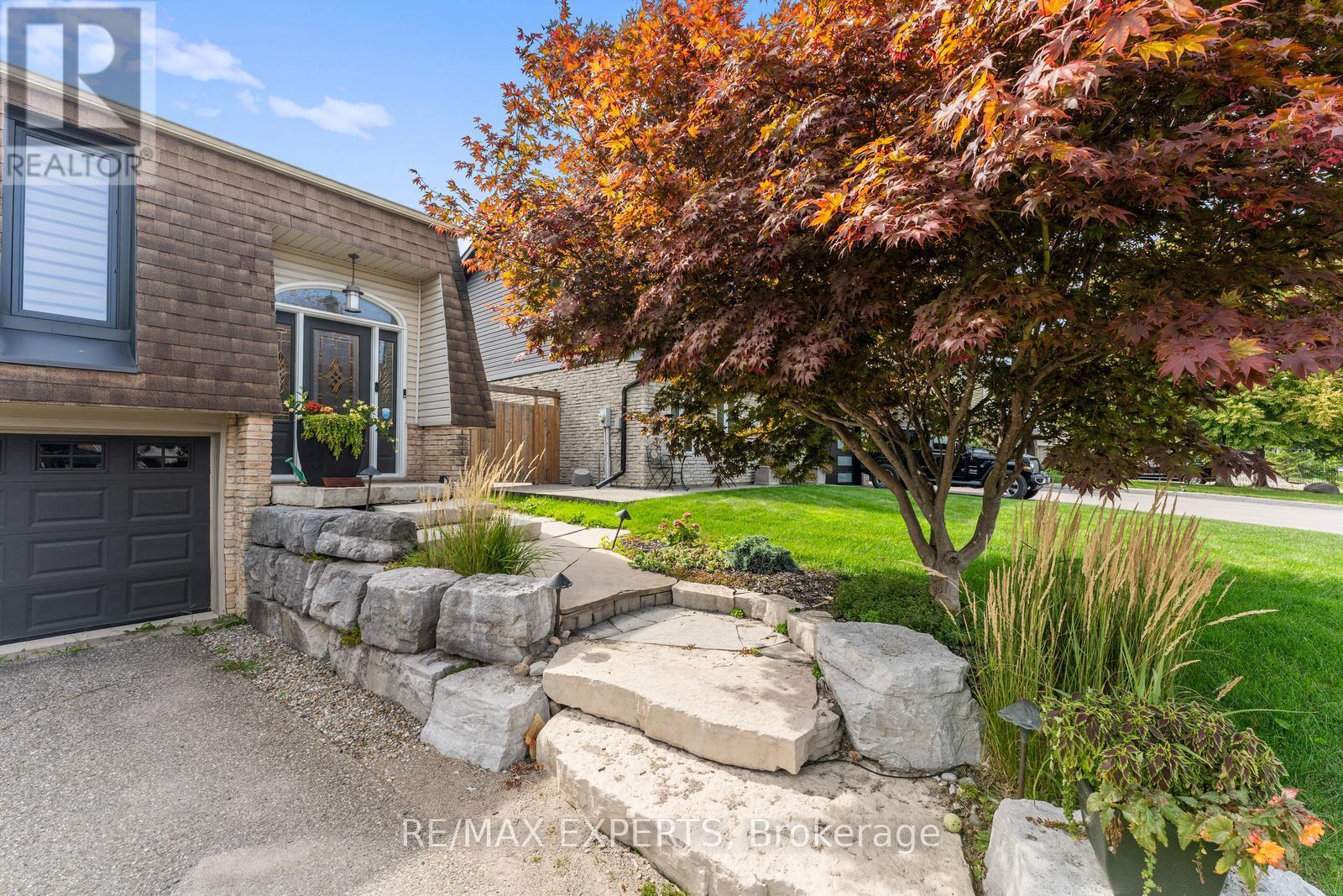 Lower - 100 Hesp Drive, Caledon (Bolton West), Ontario  L7E 2P1 - Photo 2 - W12608008