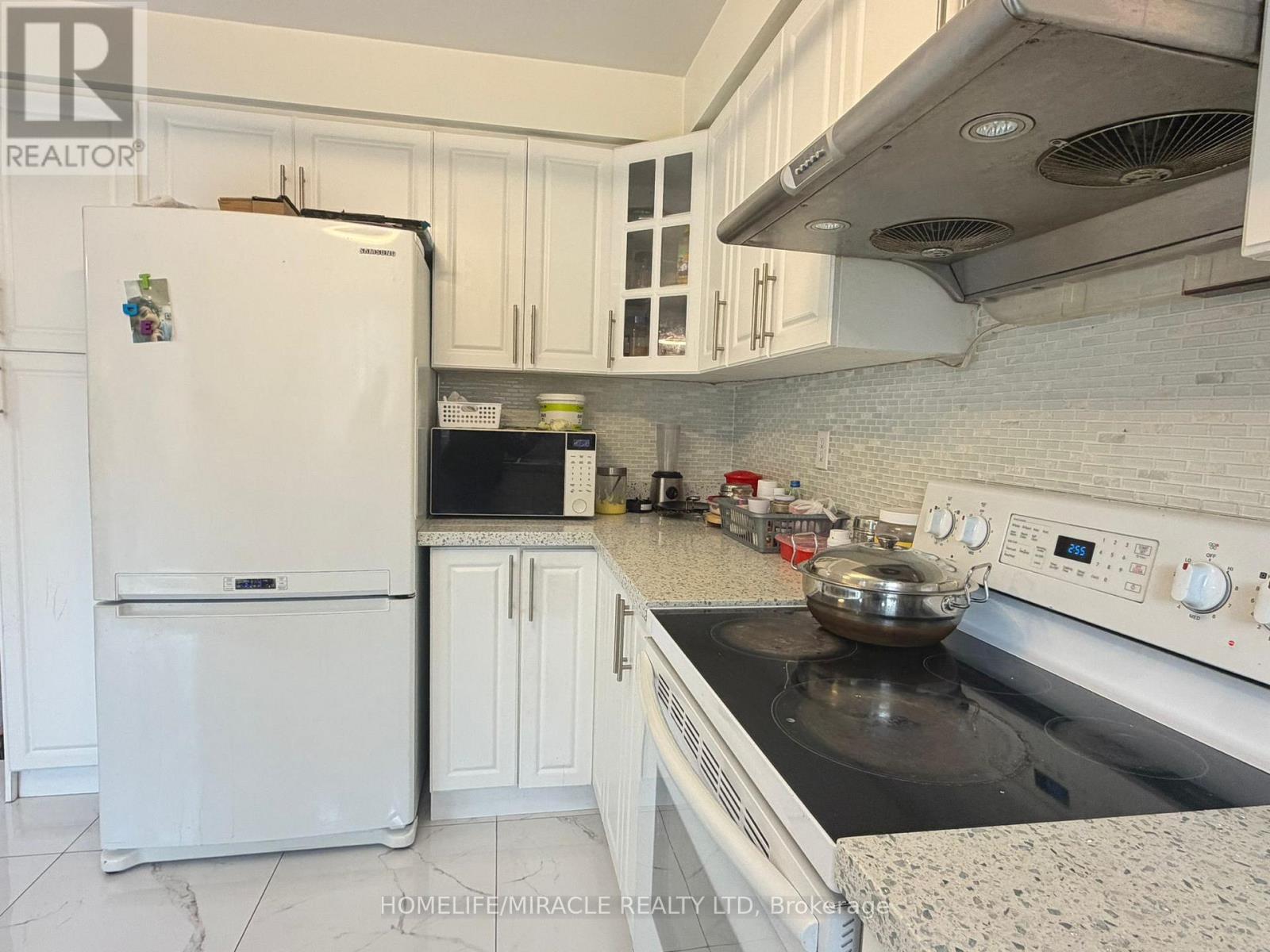 3252 Equestrian Crescent, Mississauga, Ontario  L5M 6S9 - Photo 15 - W12608012