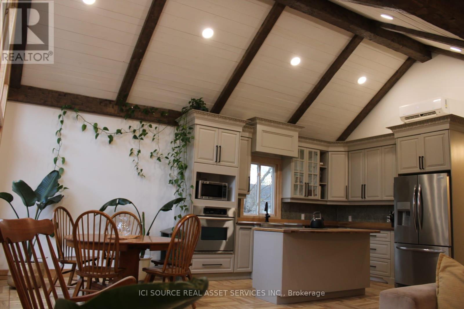 131 Orr Street, Chatsworth, Ontario  N0H 2V0 - Photo 13 - X12608022