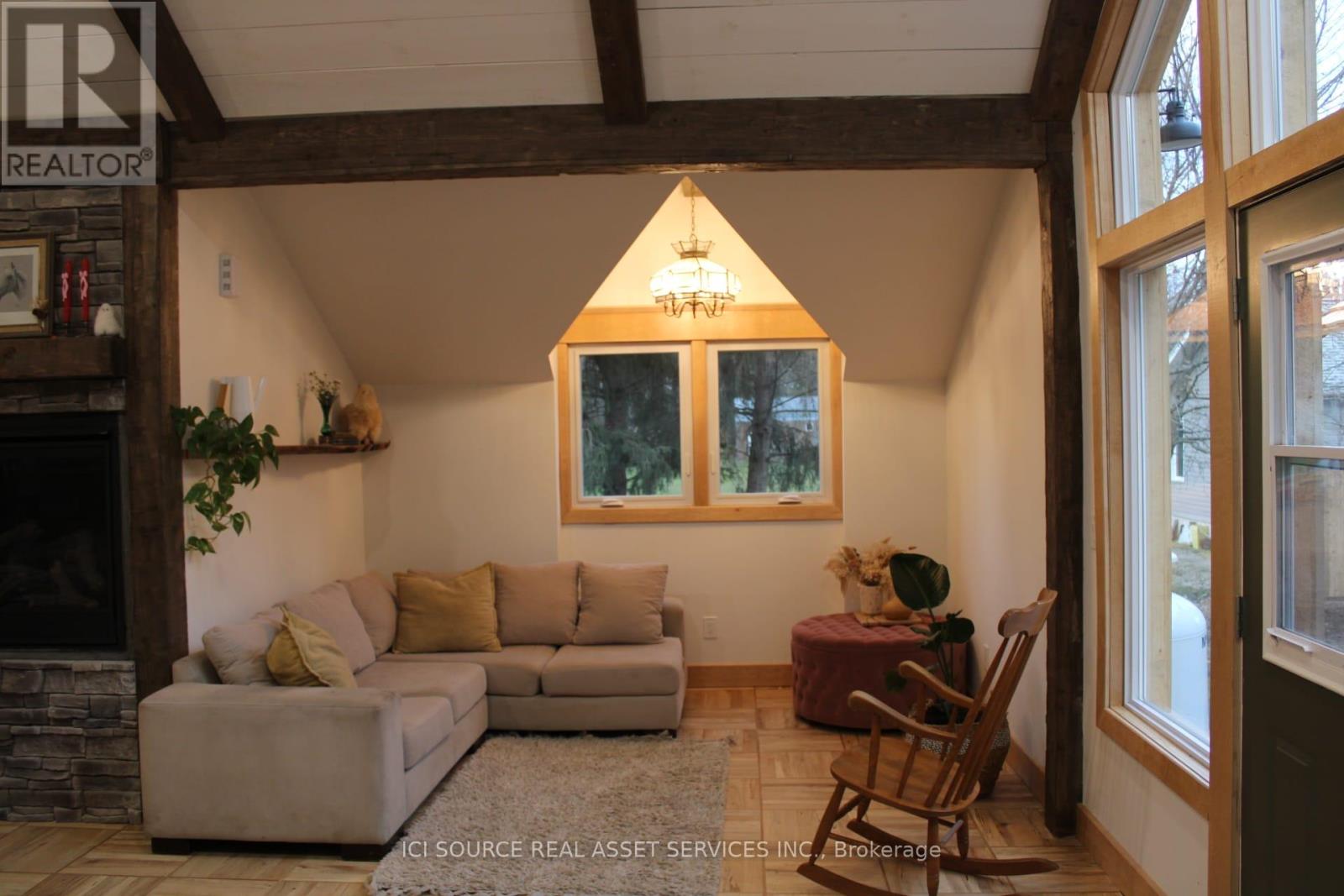 131 Orr Street, Chatsworth, Ontario  N0H 2V0 - Photo 16 - X12608022