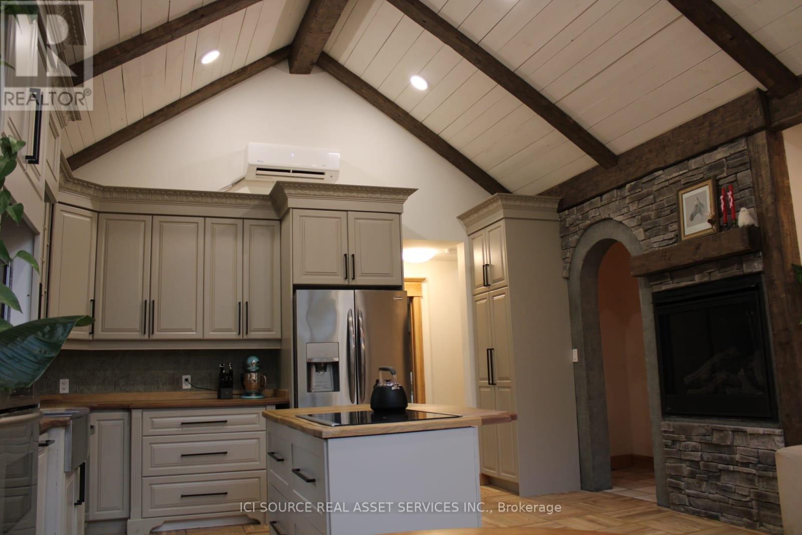 131 Orr Street, Chatsworth, Ontario  N0H 2V0 - Photo 18 - X12608022