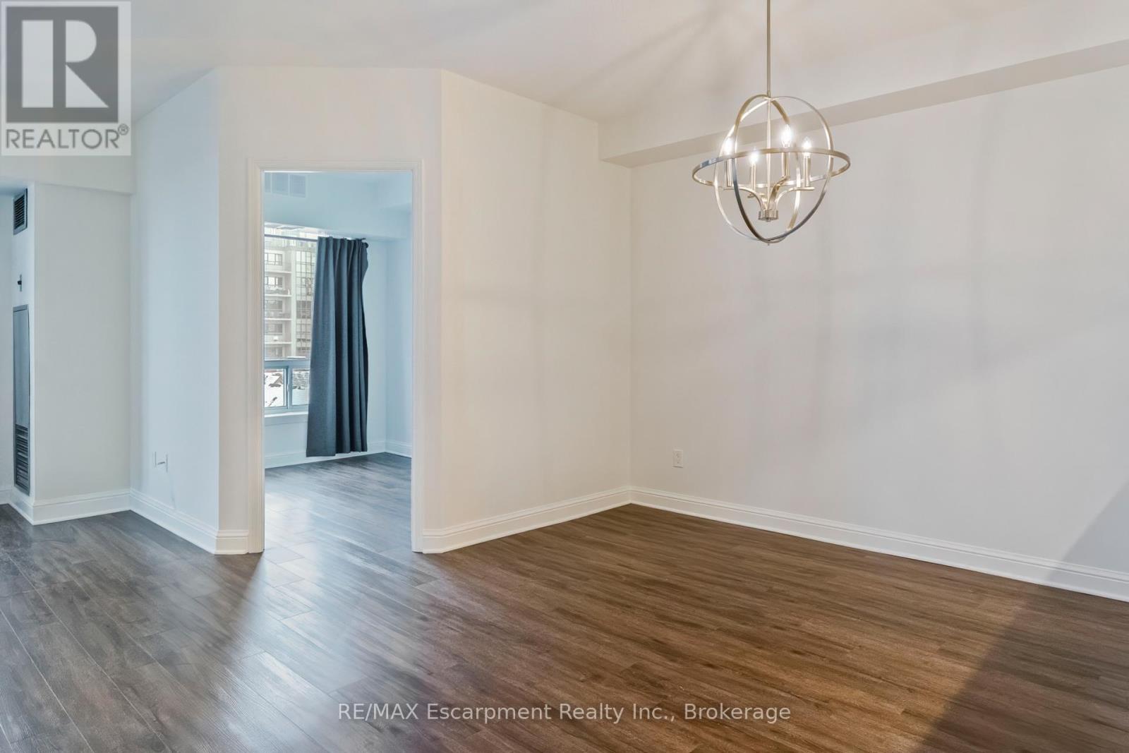 405 - 430 Pearl Street, Burlington, Ontario  L7R 4J8 - Photo 6 - W12560186