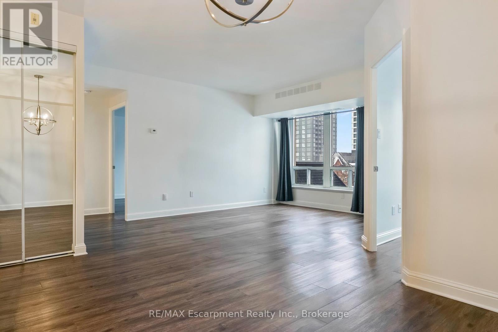 405 - 430 Pearl Street, Burlington, Ontario  L7R 4J8 - Photo 7 - W12560186