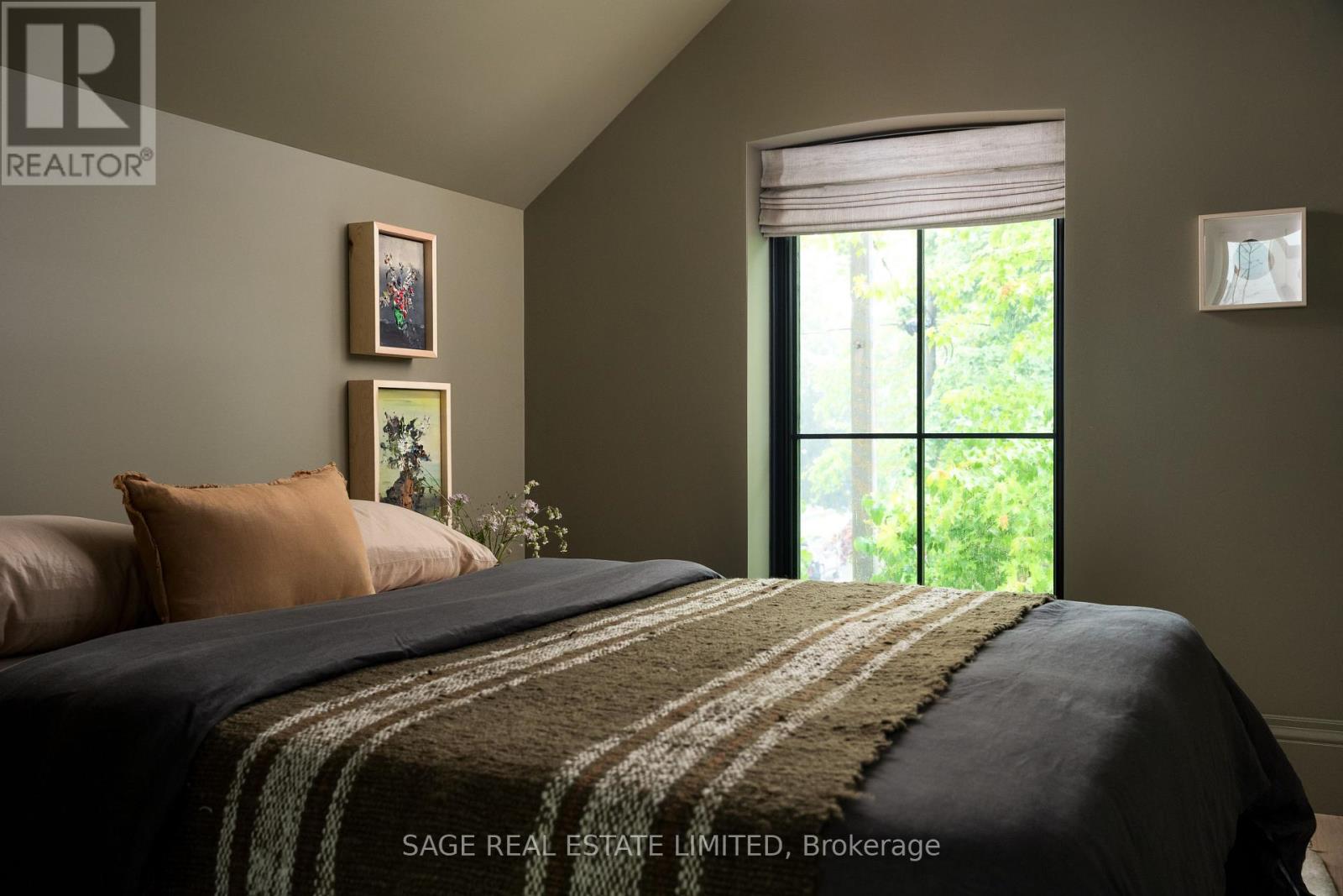 239 Borden Street, Toronto, Ontario M5S 2N5 - Photo 25 - C12429029