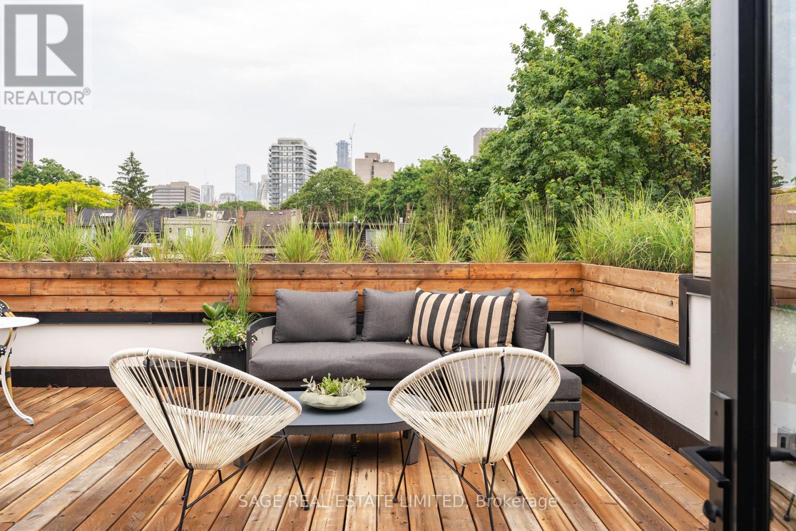 239 Borden Street, Toronto, Ontario M5S 2N5 - Photo 36 - C12429029