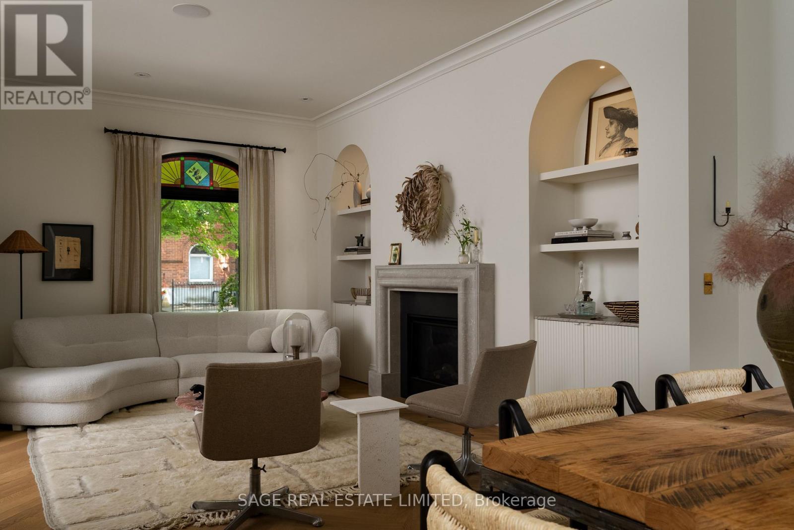 239 Borden Street, Toronto, Ontario M5S 2N5 - Photo 6 - C12429029