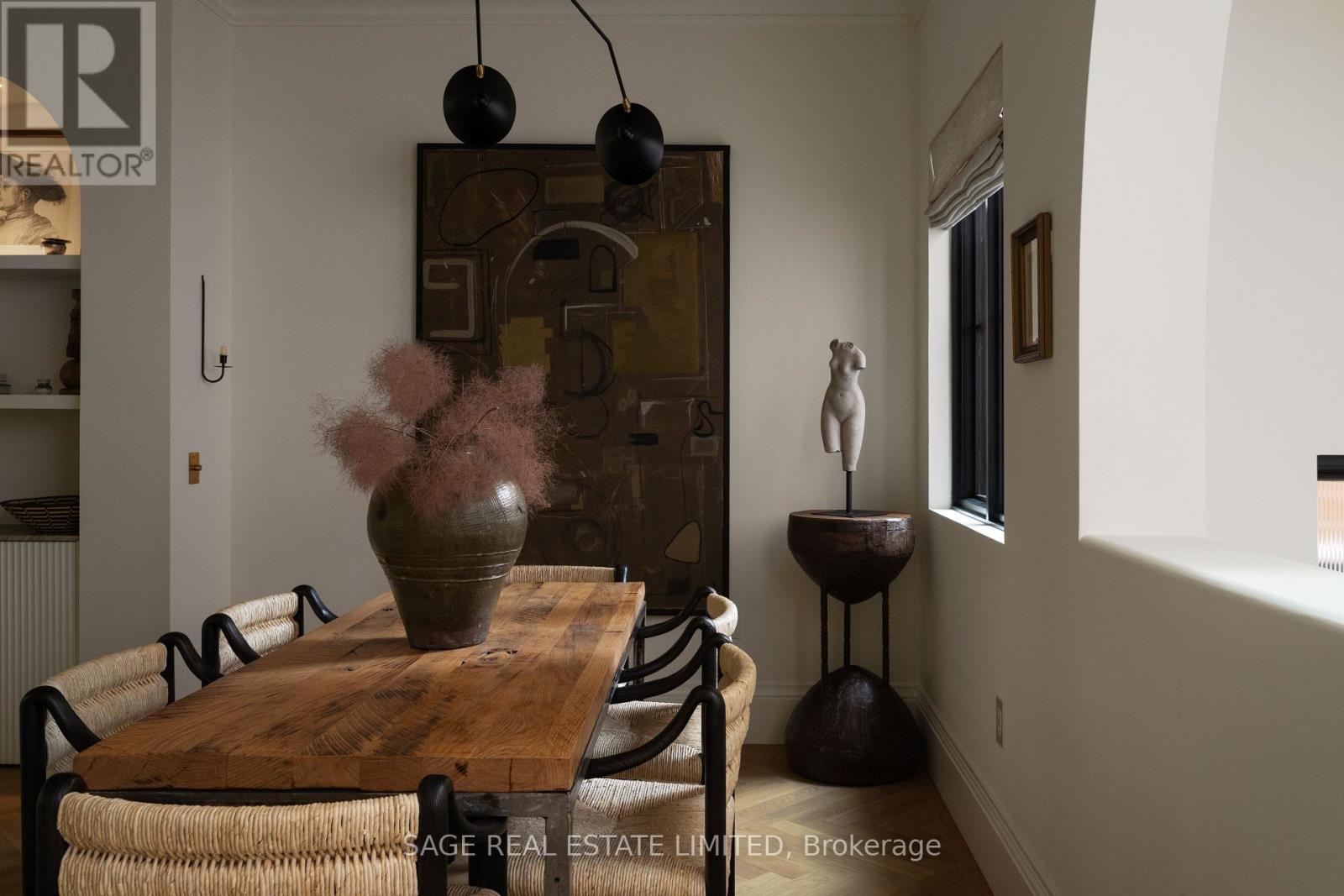 239 Borden Street, Toronto, Ontario M5S 2N5 - Photo 8 - C12429029