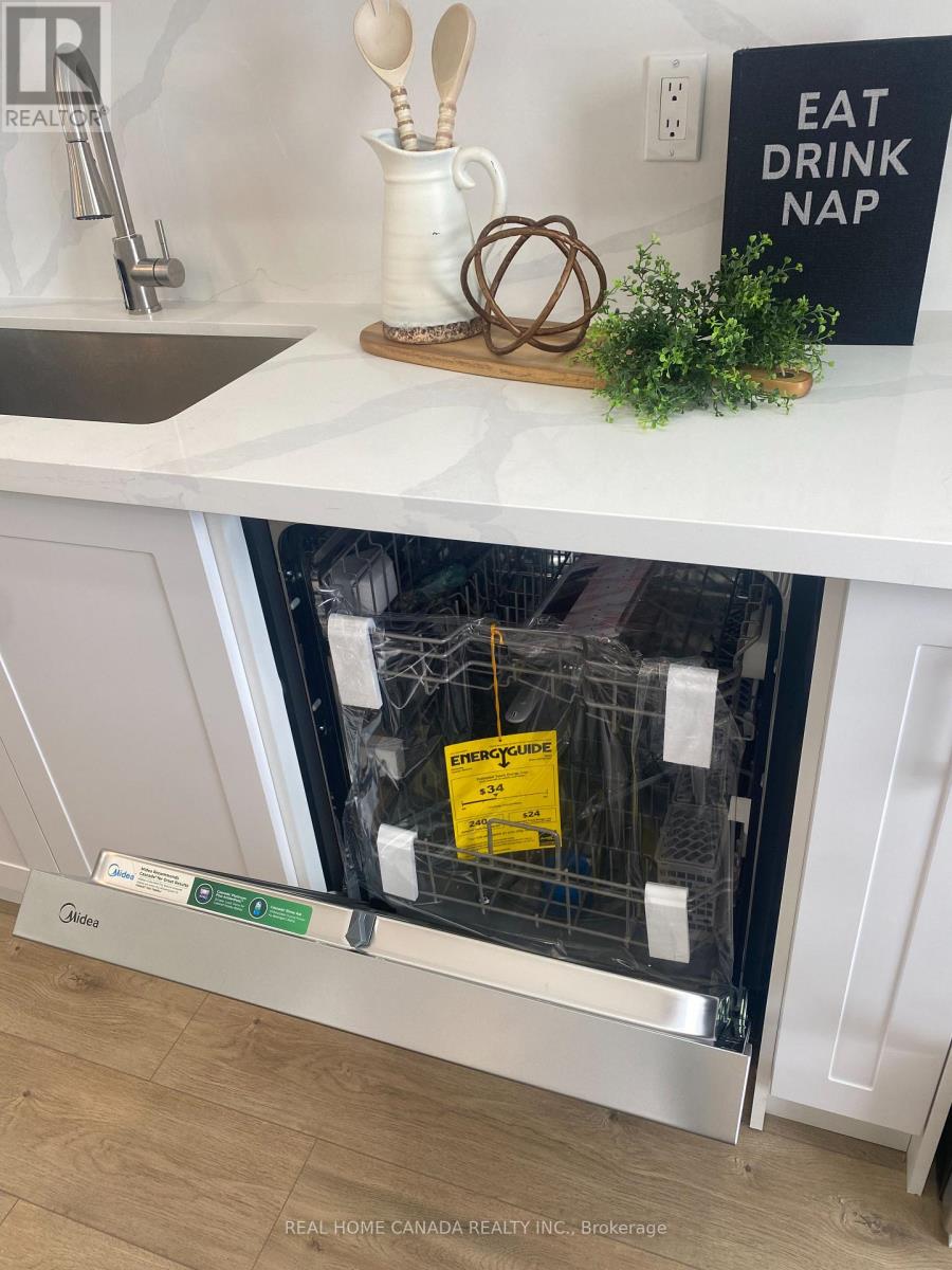 1088 Venus Crescent, Oshawa, Ontario  L1J 6E4 - Photo 17 - E12600224