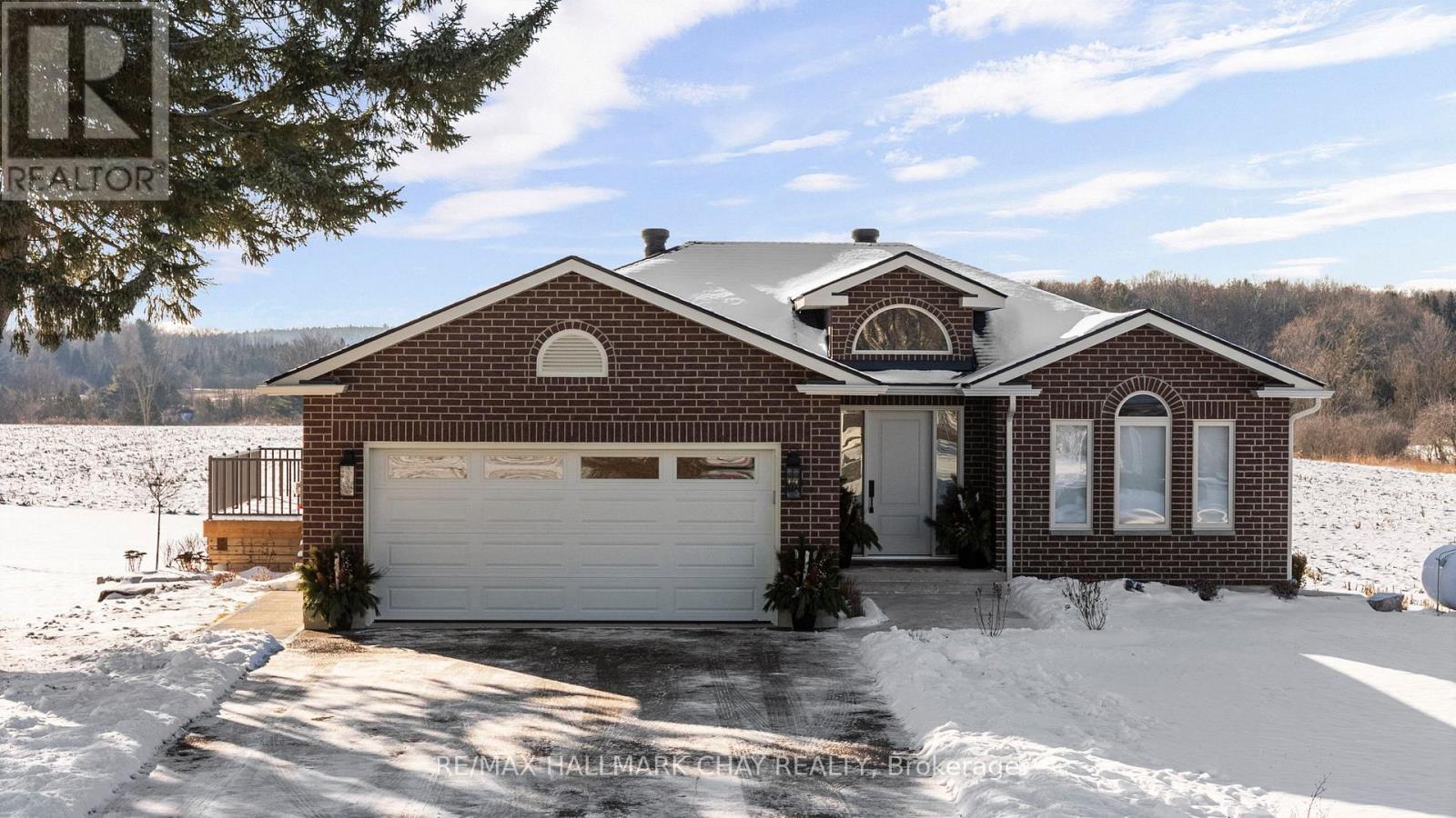 930 Marshall Road, Tiny, Ontario  L0K 2E1 - Photo 3 - S12581404