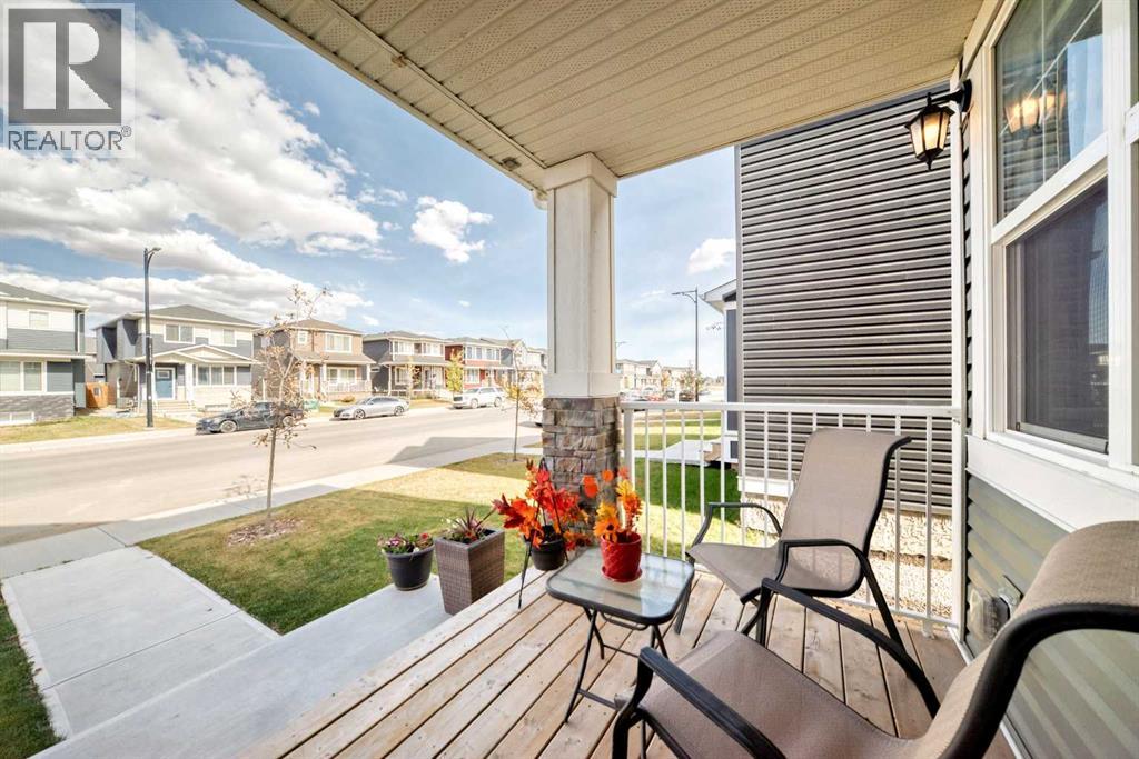 868 West Lakeview Drive, Chestermere, Alberta  T1X 1Z5 - Photo 4 - A2261148