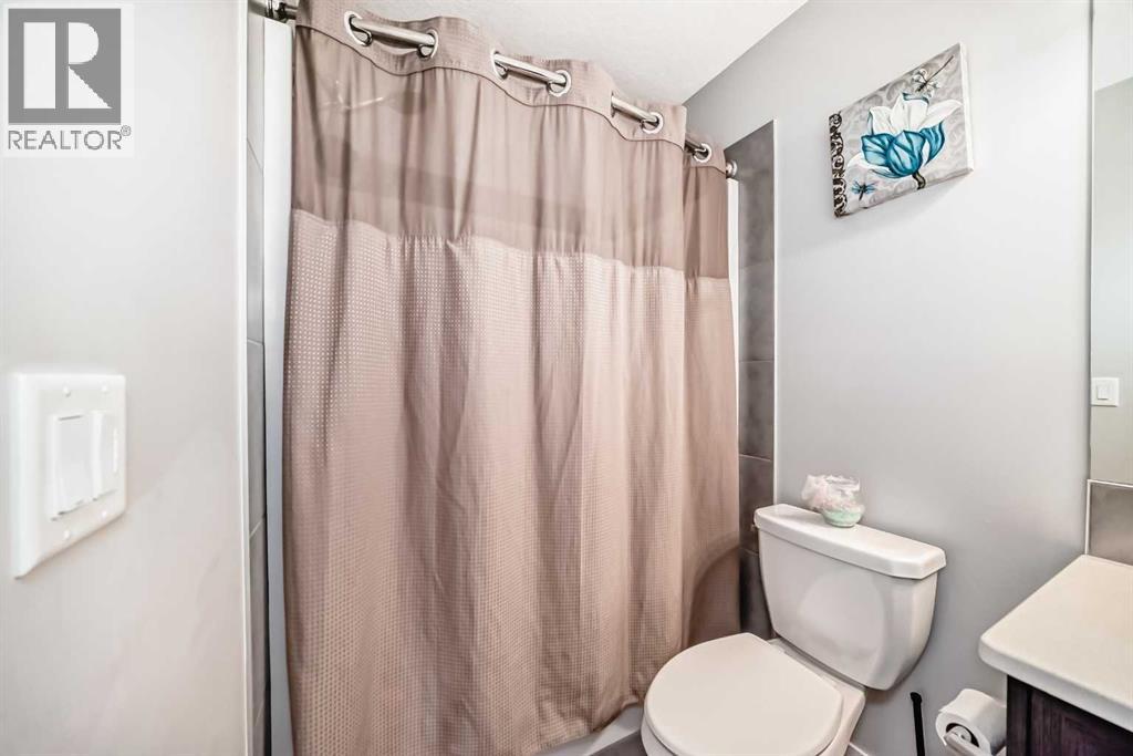 868 West Lakeview Drive, Chestermere, Alberta  T1X 1Z5 - Photo 24 - A2261148