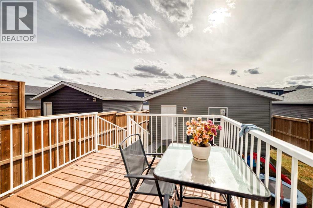 868 West Lakeview Drive, Chestermere, Alberta  T1X 1Z5 - Photo 38 - A2261148