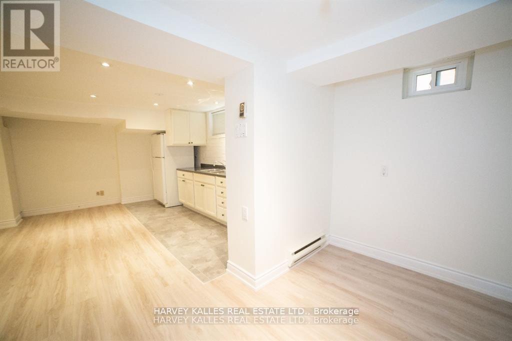 Bsmt - 550 Glencairn Avenue, Toronto, Ontario  M6B 1Z4 - Photo 3 - C12608042