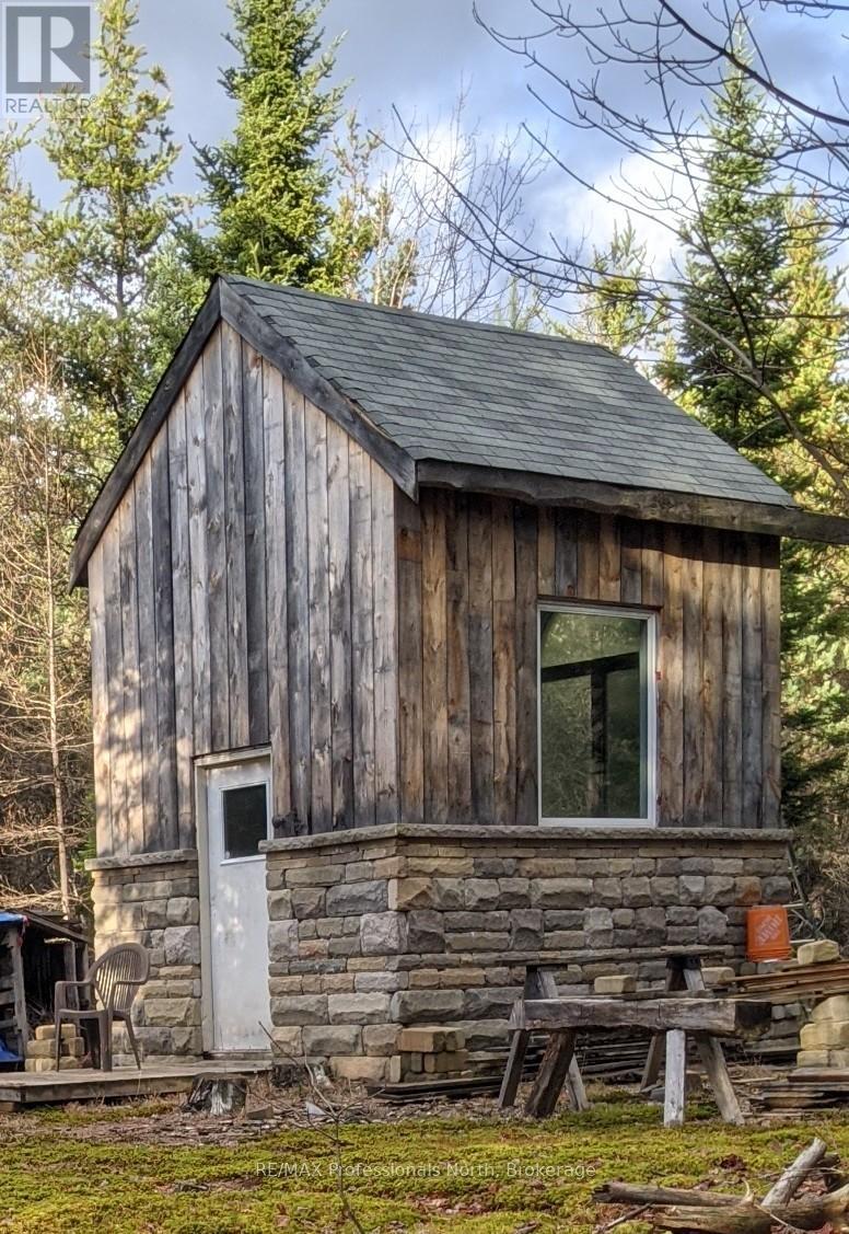 124 Cardwell Lake Road, Huntsville, Ontario P0B 1M0 - Photo 16 - X12600966