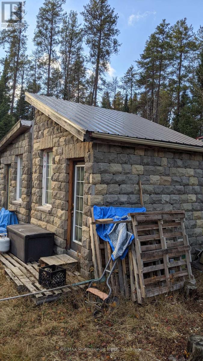 124 Cardwell Lake Road, Huntsville, Ontario P0B 1M0 - Photo 9 - X12600966