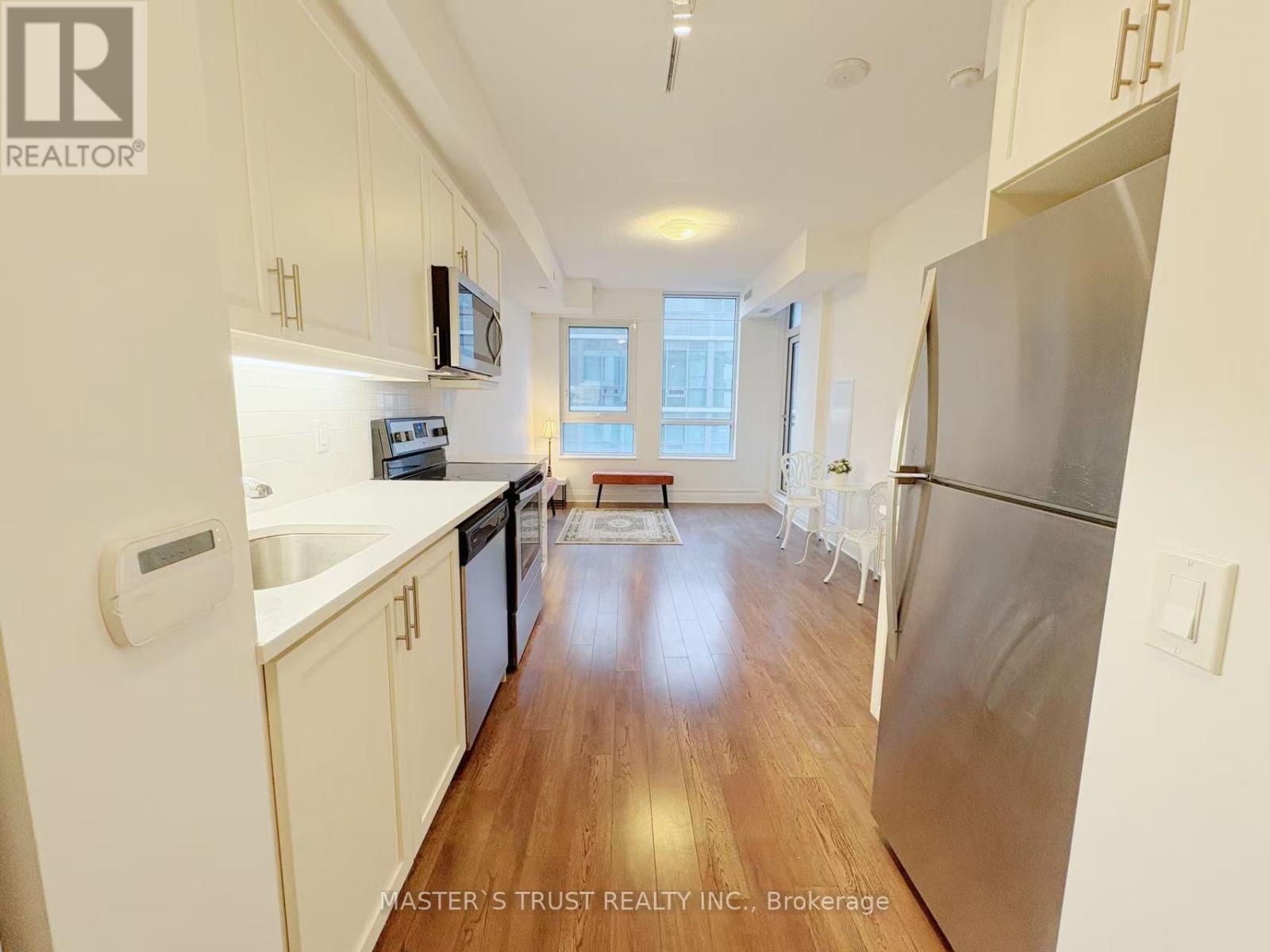 1102 - 17 Zorra Street, Toronto, Ontario  M8Z 4Z6 - Photo 5 - W12608046