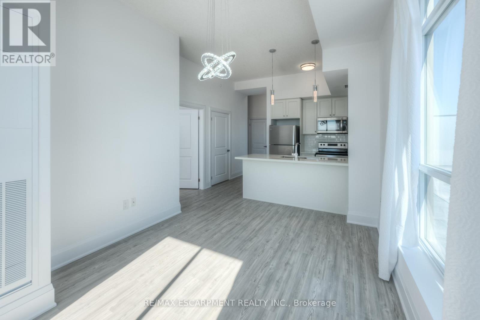 521 - 450 Dundas Street E, Hamilton, Ontario L8B 1Z2 - Photo 15 - X12555896