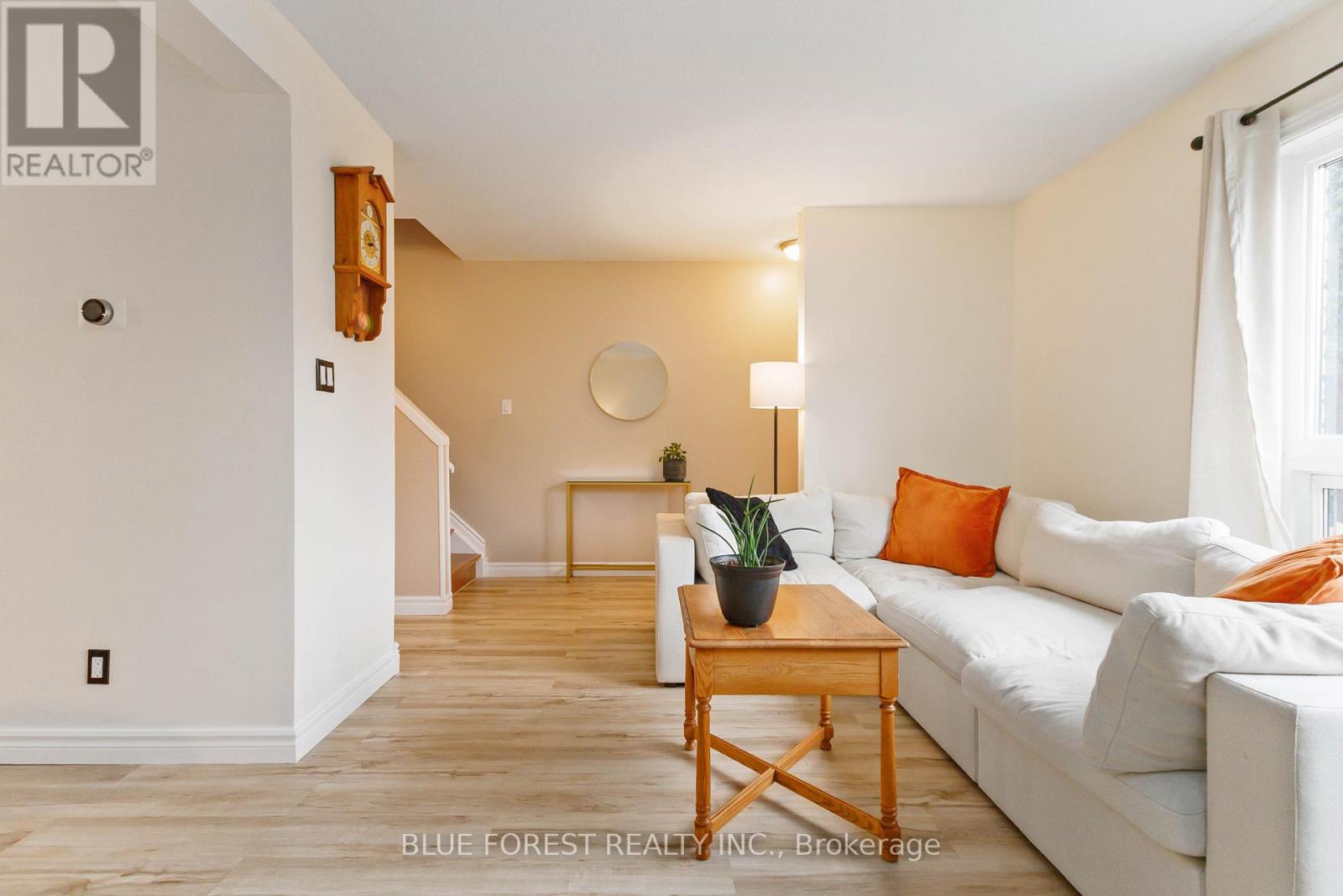 6 - 35 Waterman Avenue, London South, Ontario N6C 5T2 - Photo 12 - X12608080