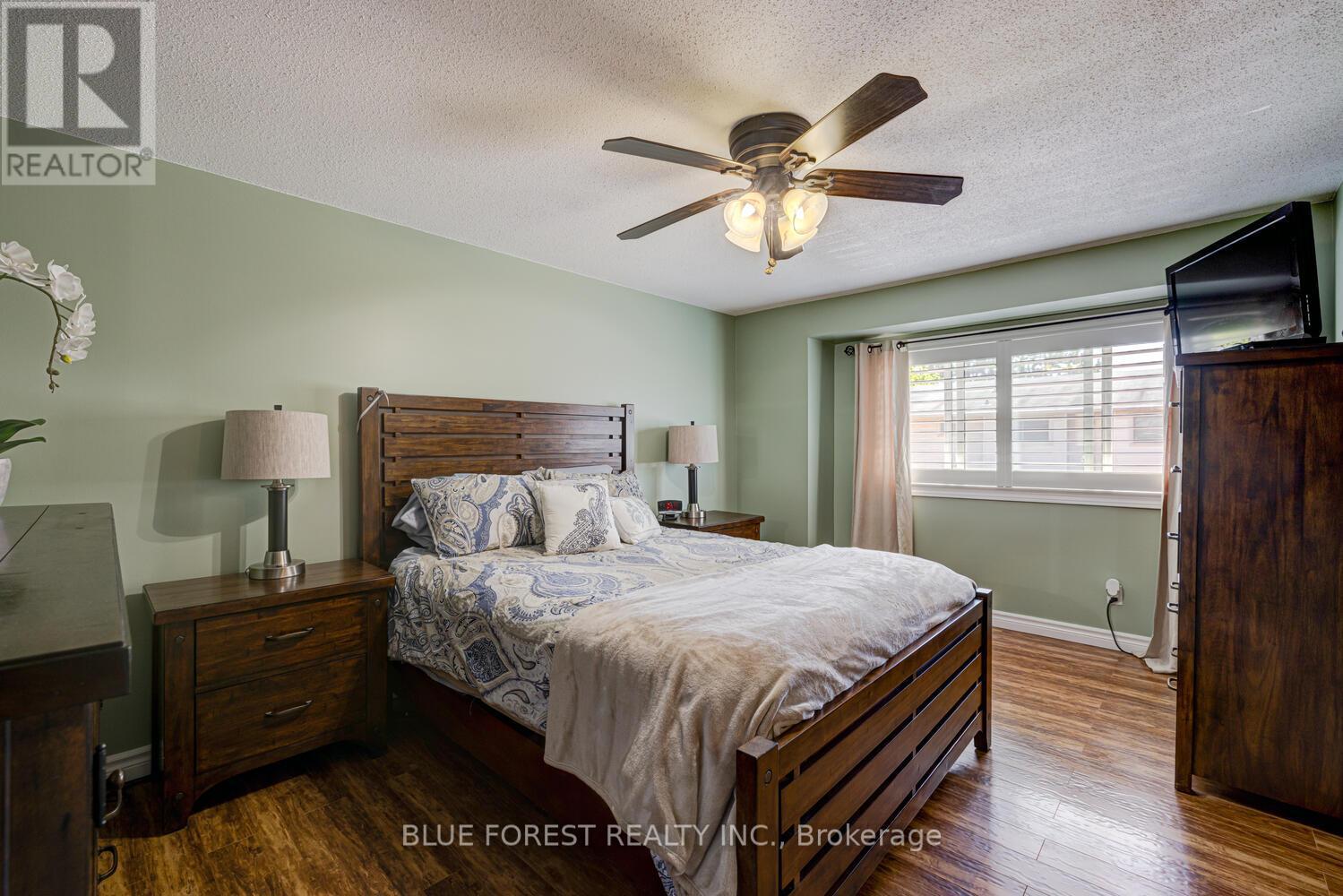 6 - 35 Waterman Avenue, London South, Ontario N6C 5T2 - Photo 20 - X12608080