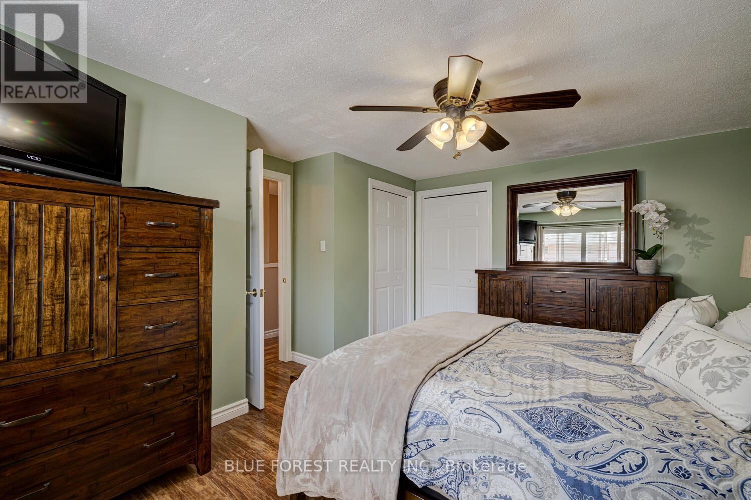 6 - 35 Waterman Avenue, London South, Ontario N6C 5T2 - Photo 21 - X12608080