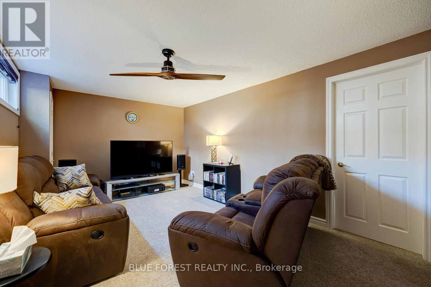 6 - 35 Waterman Avenue, London South, Ontario N6C 5T2 - Photo 28 - X12608080