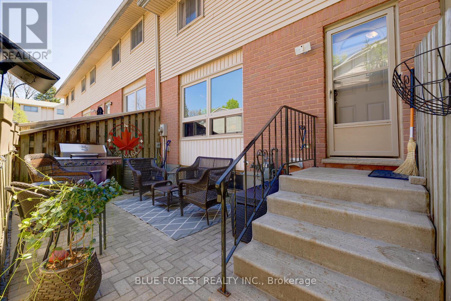 6 - 35 Waterman Avenue, London South, Ontario N6C 5T2 - Photo 31 - X12608080