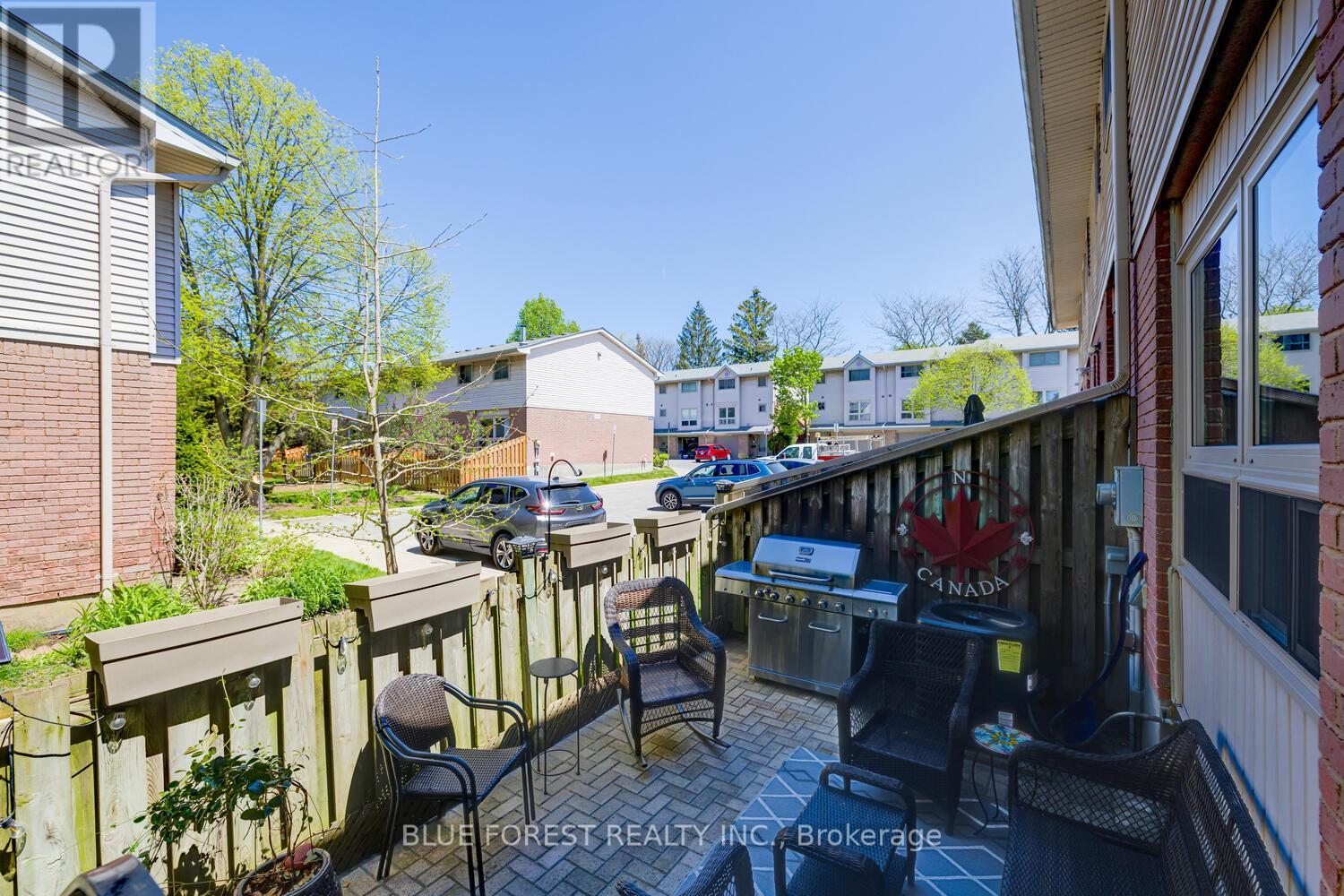 6 - 35 Waterman Avenue, London South, Ontario N6C 5T2 - Photo 32 - X12608080