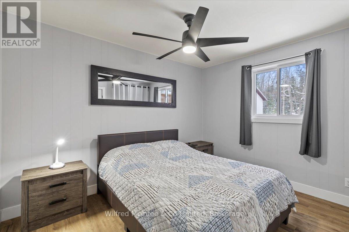 38 Allister Place, South Bruce Peninsula, Ontario N0H 2G0 - Photo 16 - X12608086