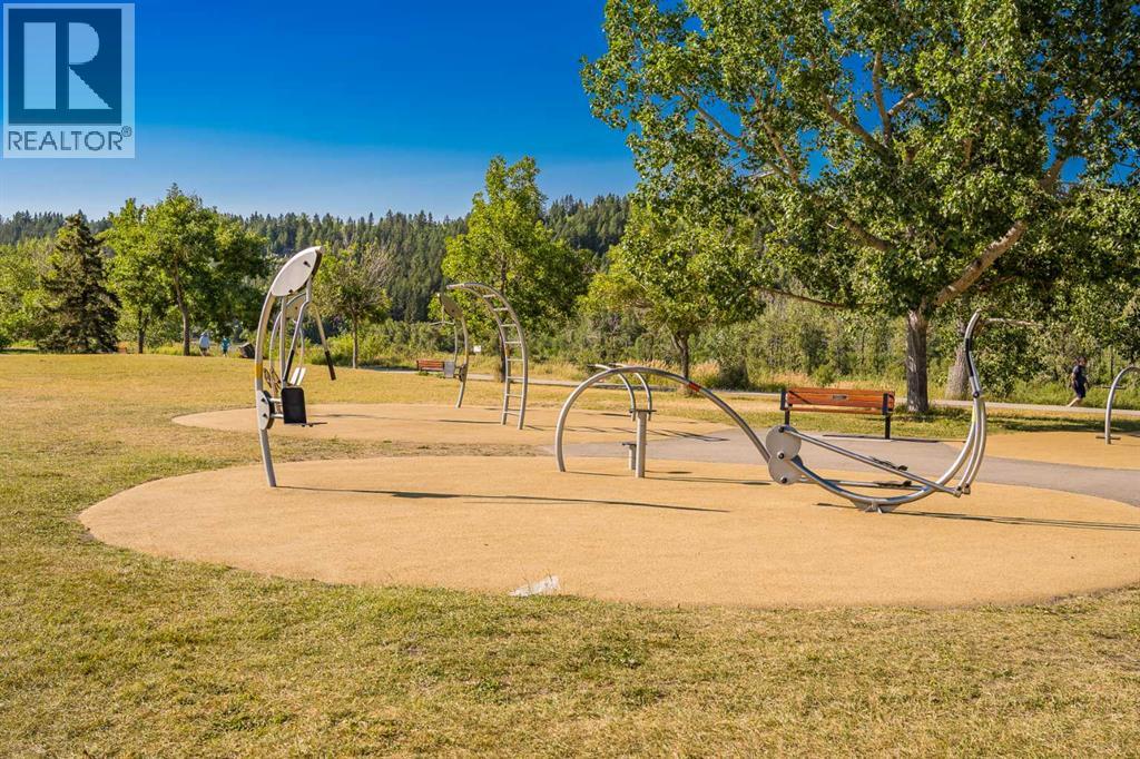 305, 145 Point Drive Nw, Calgary, Alberta  T3B 4W1 - Photo 30 - A2269679