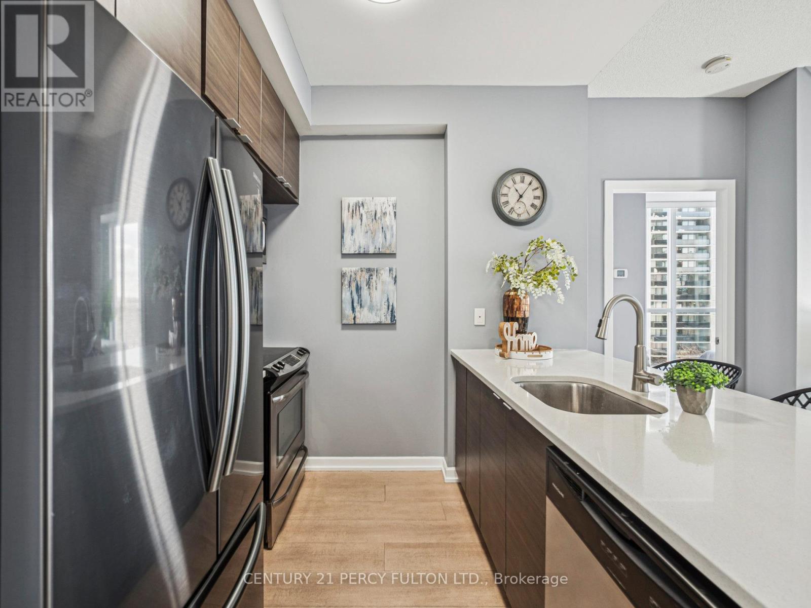 408 - 62 Forest Manor Road, Toronto, Ontario M2J 0B6 - Photo 2 - C12608058