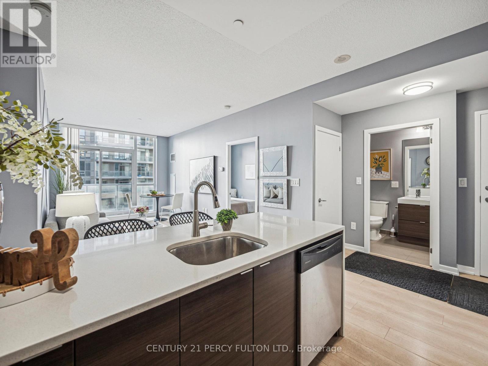 408 - 62 Forest Manor Road, Toronto, Ontario M2J 0B6 - Photo 3 - C12608058