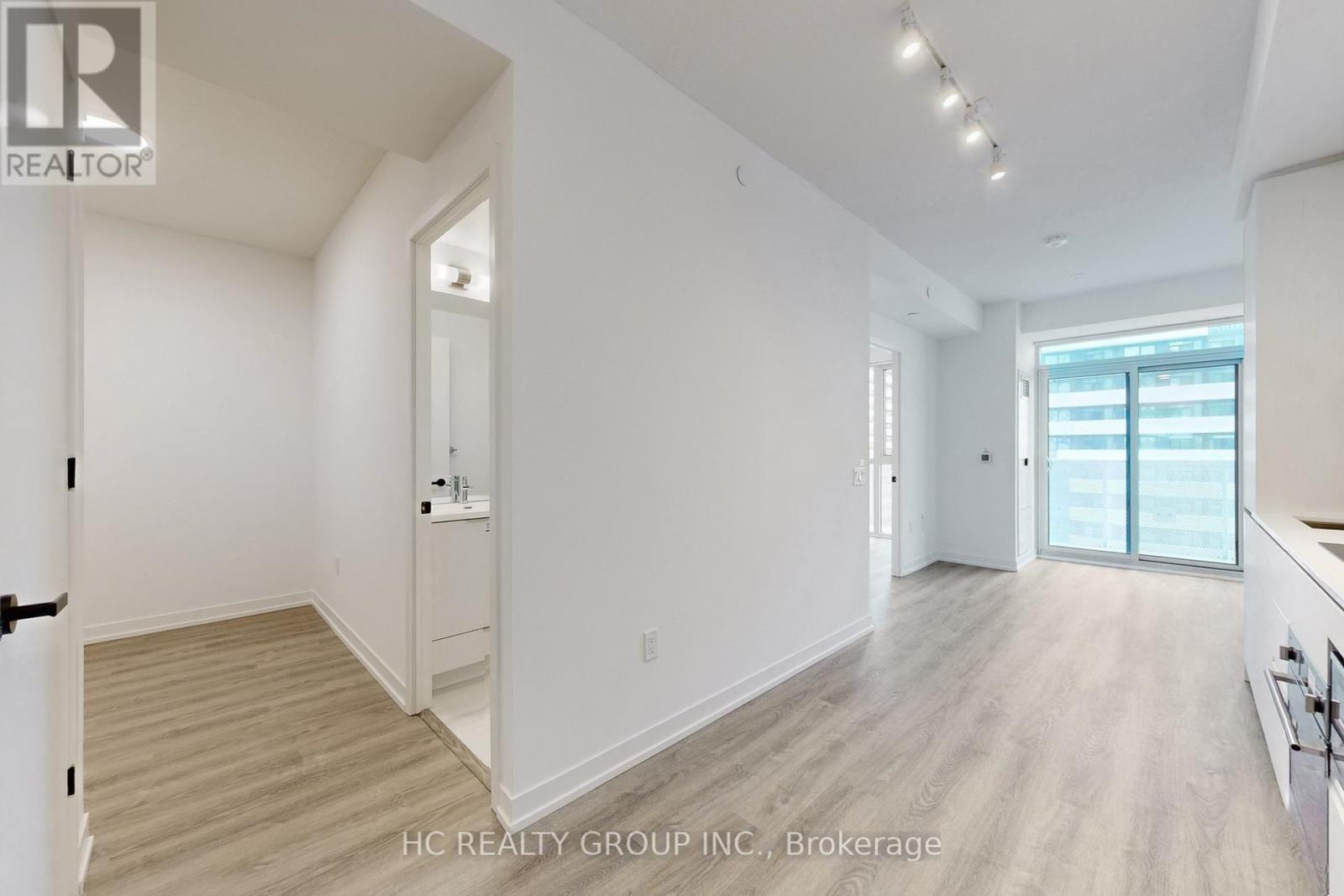 3101 - 8 Interchange Way, Vaughan (Vaughan Corporate Centre), Ontario  L4K 0R2 - Photo 8 - N12608064