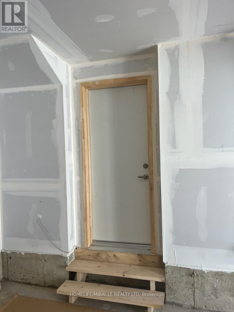 88 - 461 Blackburn Drive, Brantford, Ontario  N3T 0W9 - Photo 7 - X12608062