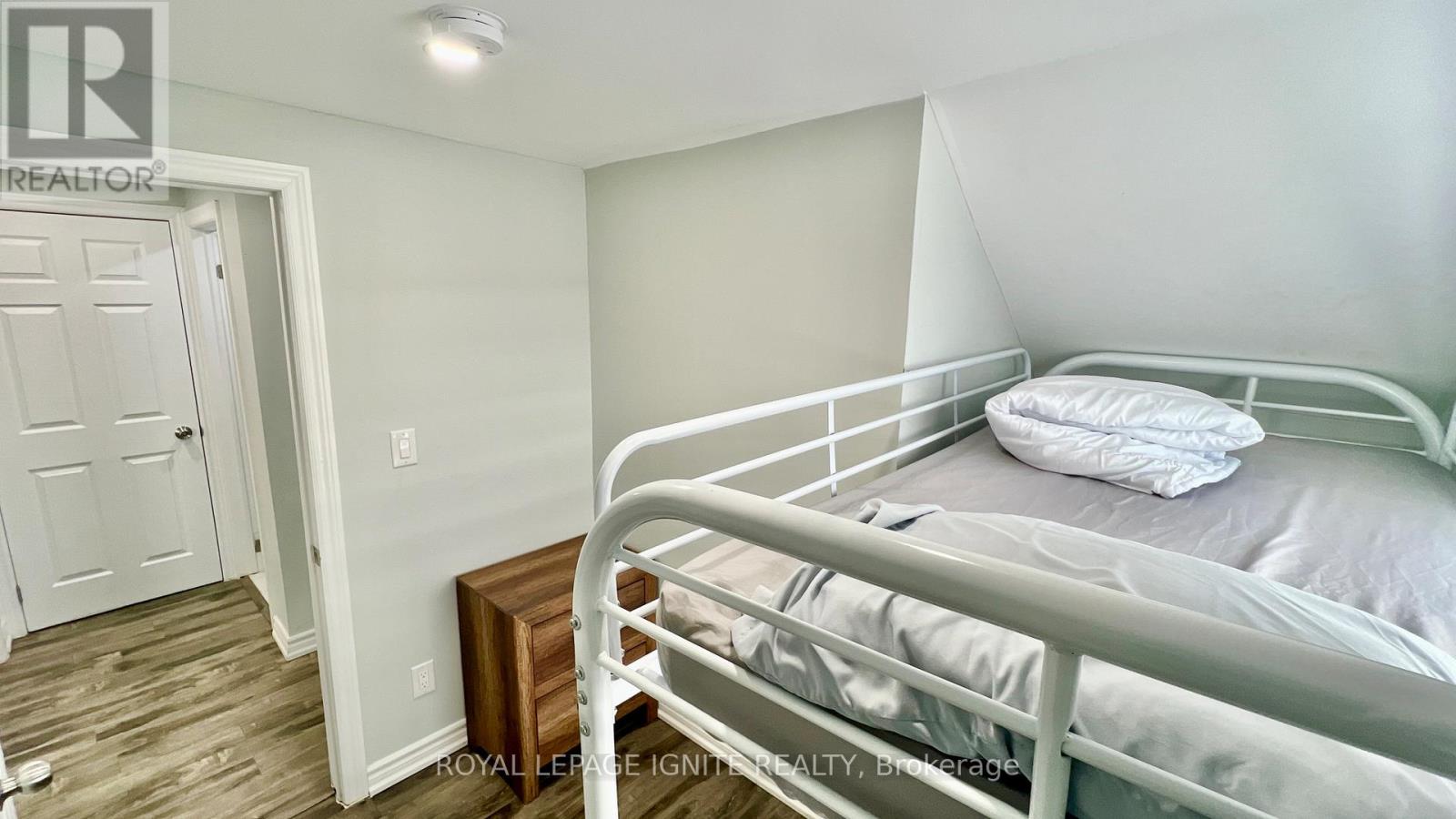 514 Frank Street, South Bruce Peninsula, Ontario  N0H 2T0 - Photo 19 - X12608074