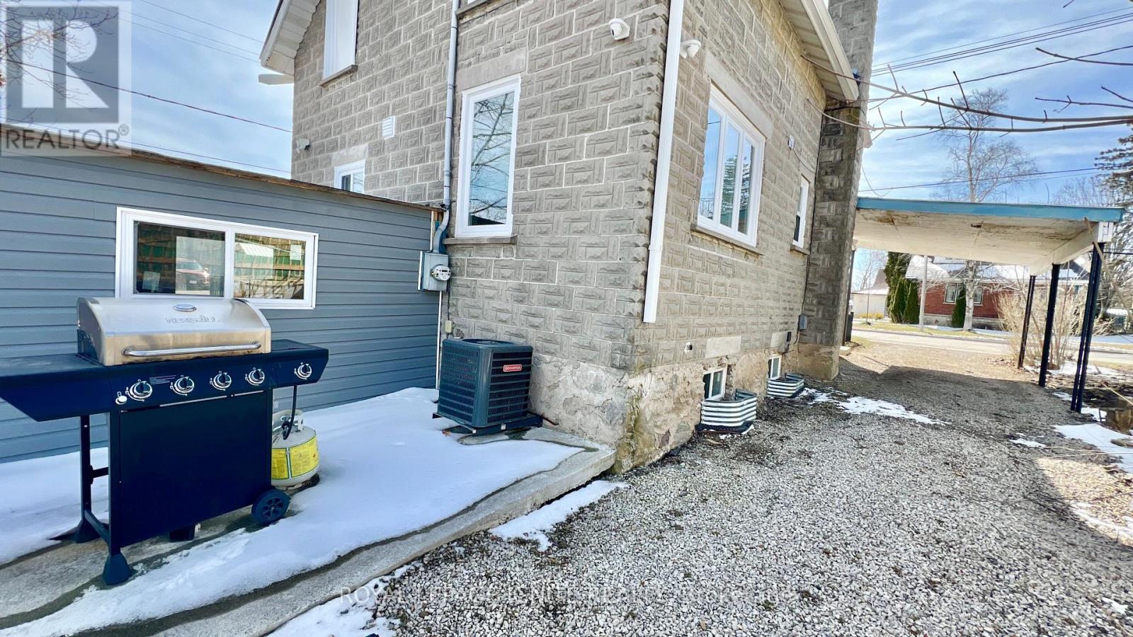 514 Frank Street, South Bruce Peninsula, Ontario  N0H 2T0 - Photo 34 - X12608074