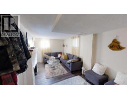 B, 1212 7 Avenue S London Road