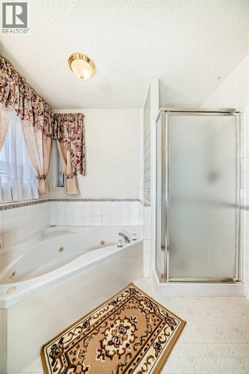 120 Cove Road, Chestermere, Alberta  T1X 1E4 - Photo 25 - A2268328