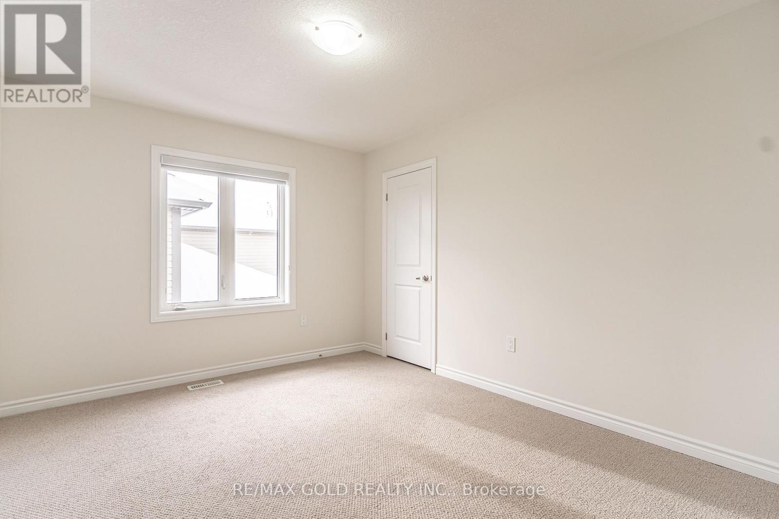 33 Gilham Way, Brant, Ontario  N0E 1N0 - Photo 34 - X12594518