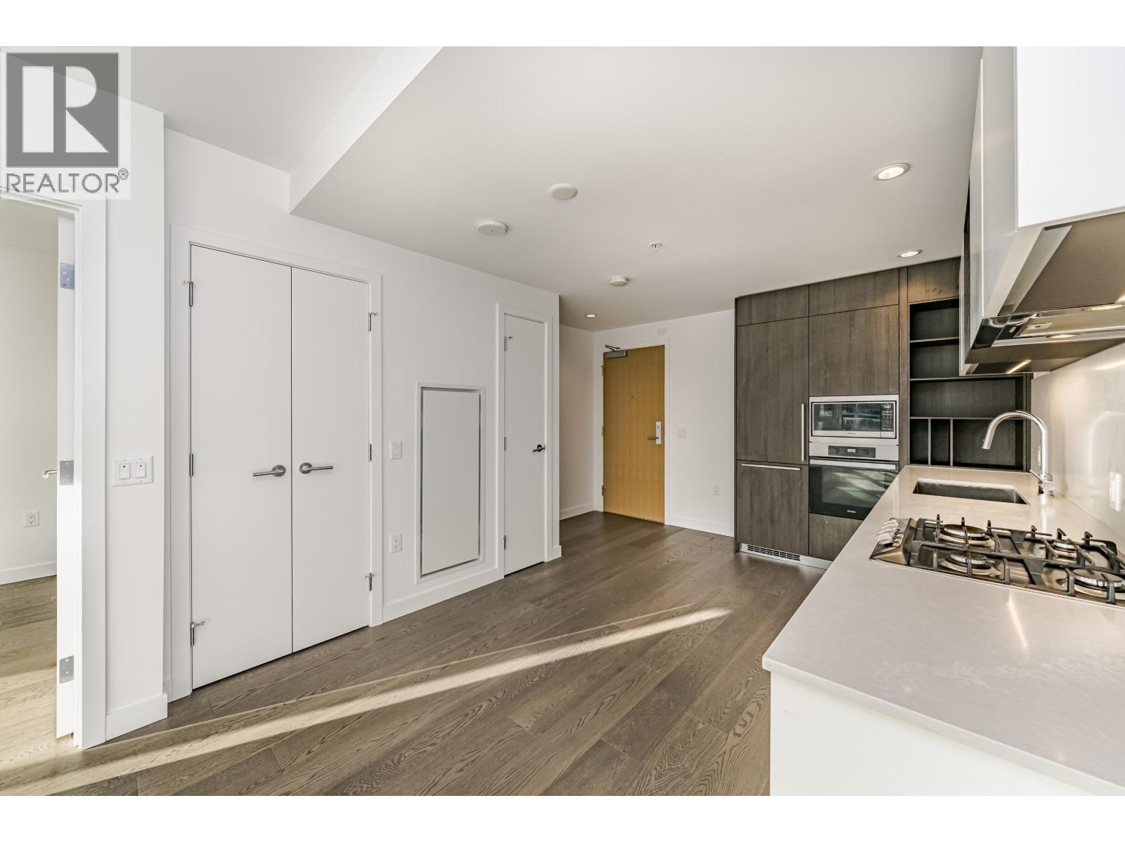 2xxx 6000 Mckay Avenue, Burnaby, British Columbia V5H 0K2 - Photo 3 - R3072650