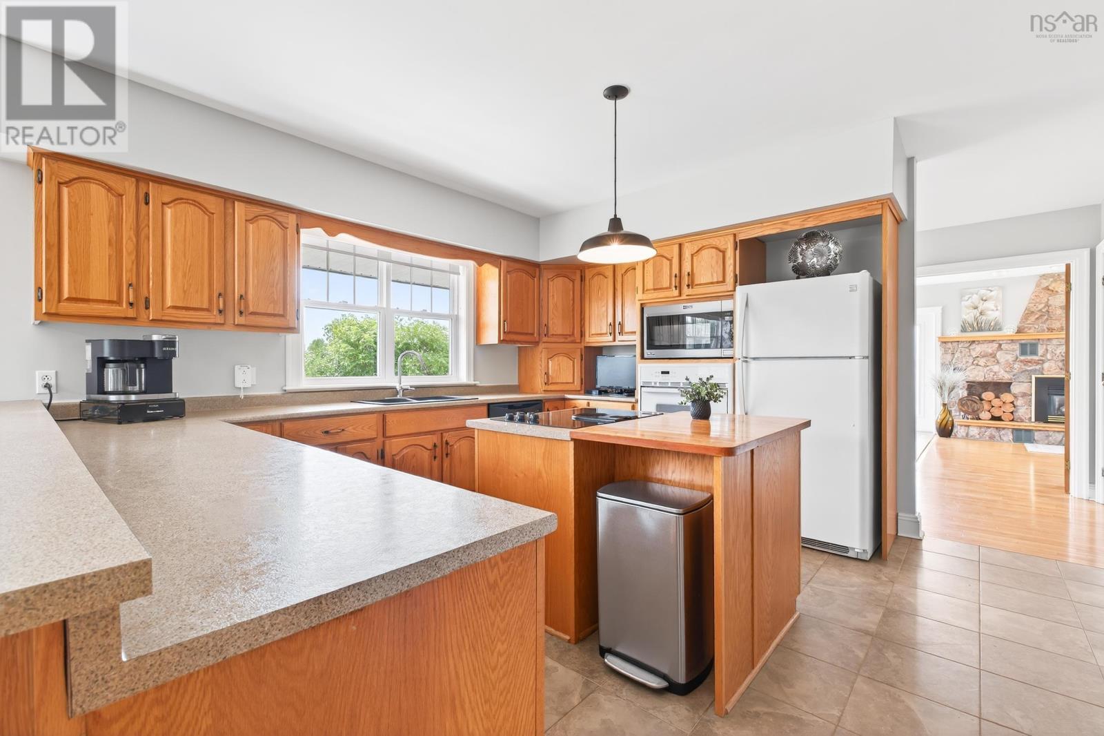 2140 Point Edward Highway, Point Edward, Nova Scotia  B2A 4R6 - Photo 15 - 202528359