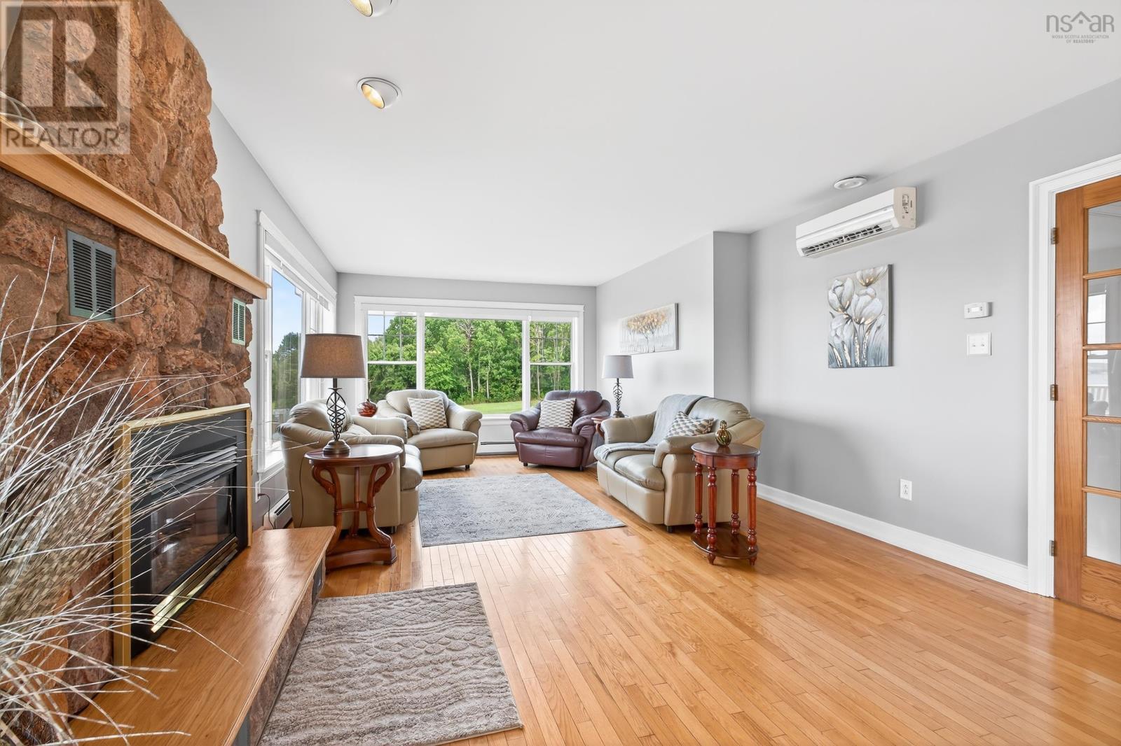 2140 Point Edward Highway, Point Edward, Nova Scotia  B2A 4R6 - Photo 21 - 202528359